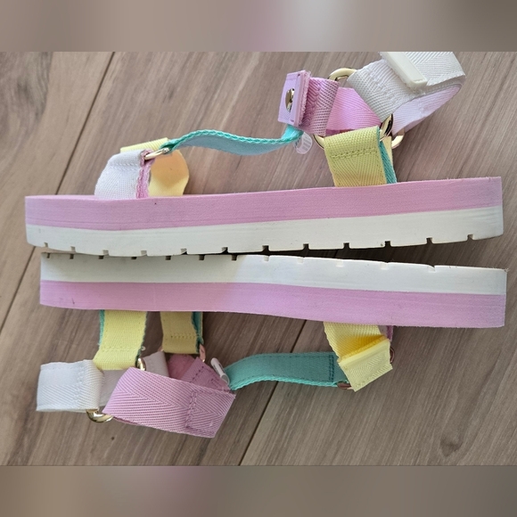 Stoney Clover Lane x Target womens sandals - Picture 8 of 9